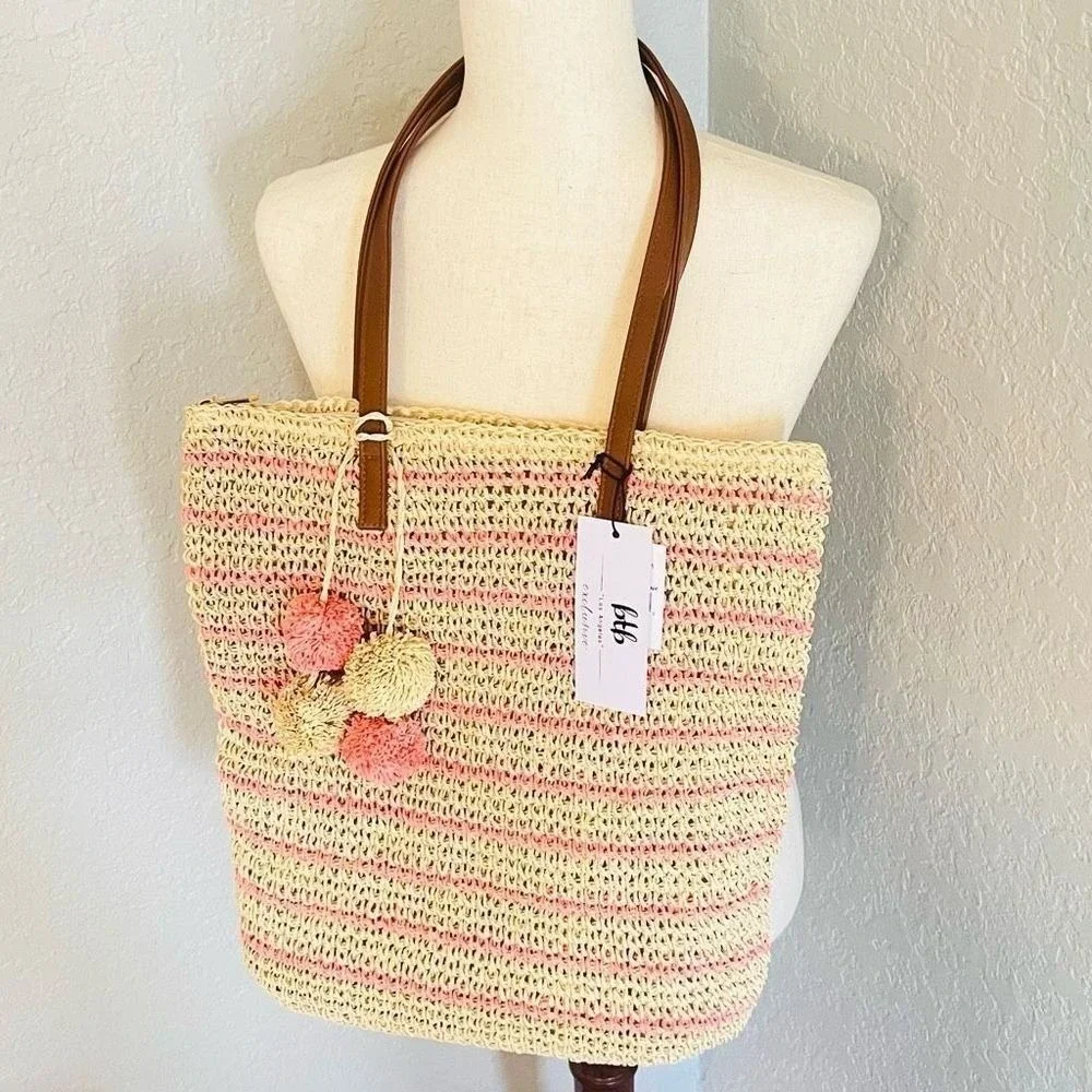 btb Los Angeles Lucy Tote, Straw Woven Pom Pom Vacation Beach‎ Bag, Natural, NWT